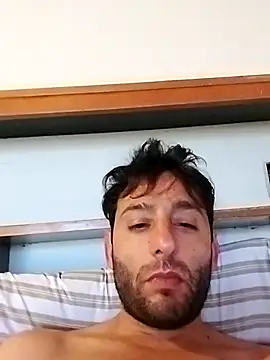 Snapshot of JONATAN_ACA_ESTOY chatting on 10, 10, 2025 JONATAN ACA ESTOY online show from 10, 10, 2025