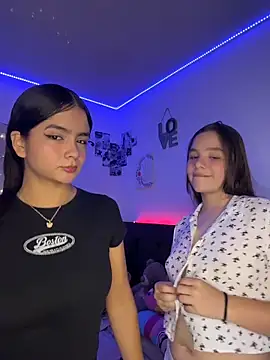 Ashley and Zoe online show from 18, 3, 2026