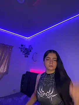 Ashley and Zoe online show from 9, 5, 2026