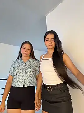 Ashley and Zoe online show from 4, 2, 2026