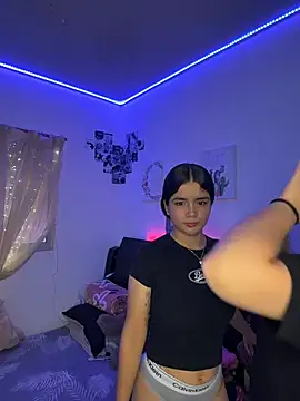 Ashley and Zoe online show from 25, 3, 2026