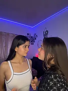 Ashley and Zoe online show from 11, 4, 2026