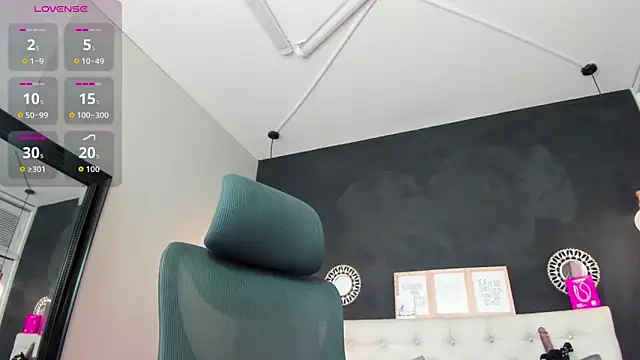 Eva hot 1 online show from 14, 10, 2025