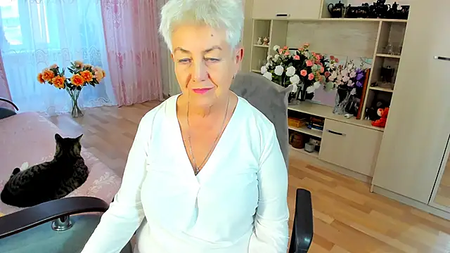 HotandMature online show from 29, 3, 2026