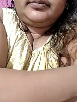 Snapshot of hotbhabhi011 chatting on 19, 6, 2026 hotbhabhi011 online show from 19, 6, 2026