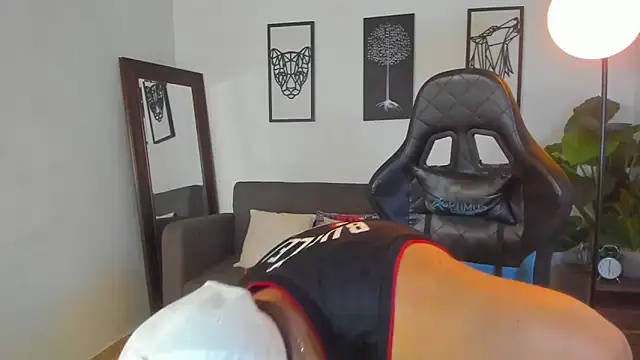 Justin kingX7 online show from 4, 4, 2026