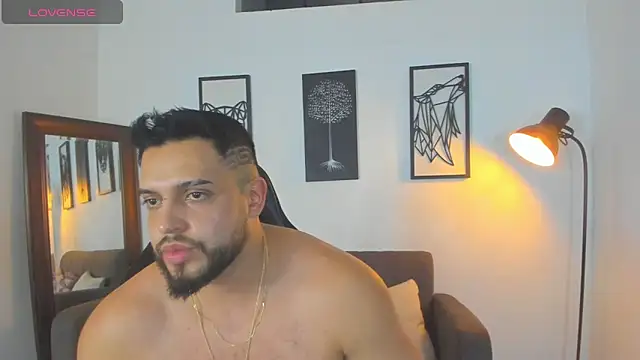 Snapshot of Justin_kingX7 chatting on 7, 11, 2025 Justin kingX7 online show from 7, 11, 2025