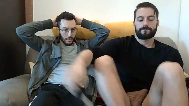 Amicisegreti online show from 27, 11, 2025