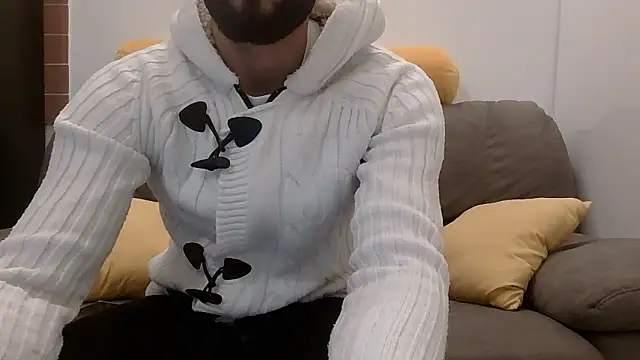 Amicisegreti online show from 11, 1, 2026