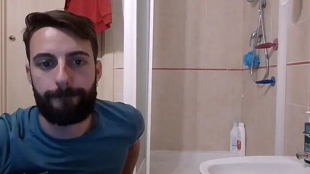 Amicisegreti online show from 13, 3, 2026