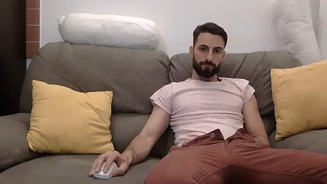 Amicisegreti online show from 29, 3, 2026