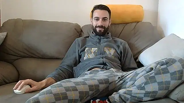 Amicisegreti online show from 5, 3, 2026