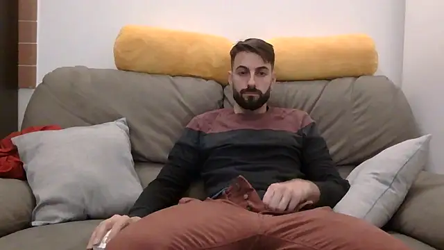 Amicisegreti online show from 19, 3, 2026