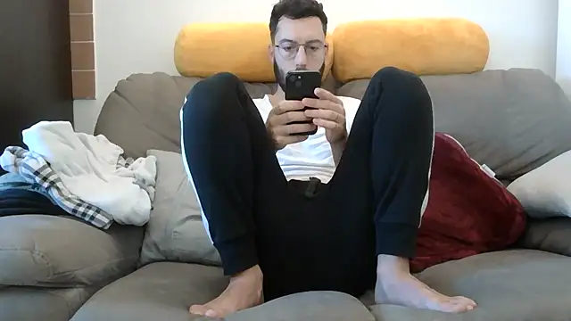 Amicisegreti online show from 16, 3, 2026