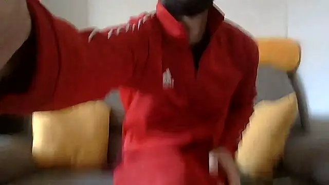 Amicisegreti online show from 9, 1, 2026