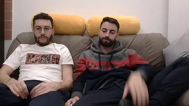 Amicisegreti online show from 24, 2, 2026