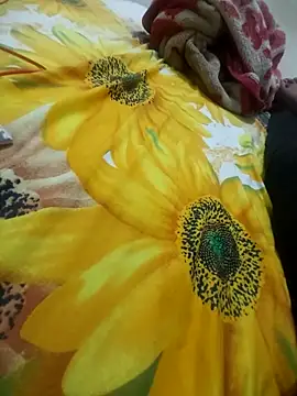 mommylover5 online show from 23, 10, 2025