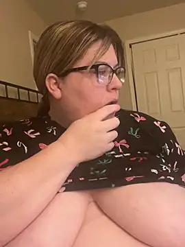 sexymommy1988 online show from 27, 4, 2026