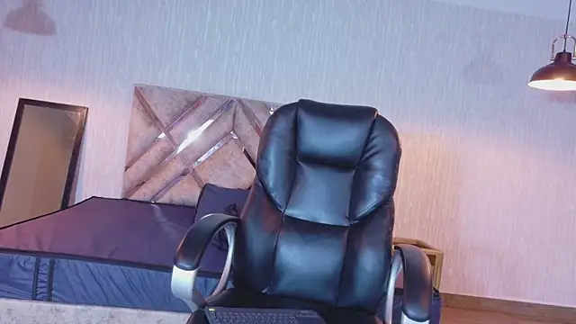 Olivia11  online show from 15, 2, 2026