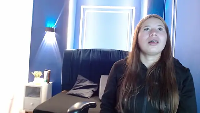 Olivia11  online show from 20, 9, 2025