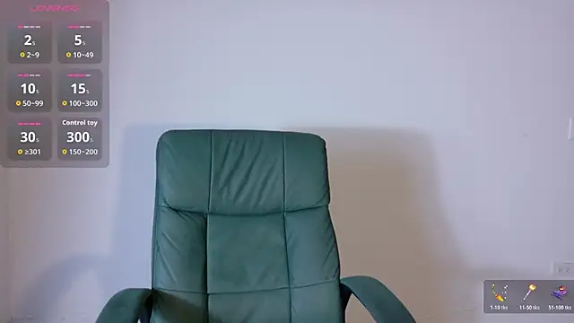 Olivia11  online show from 26, 11, 2025