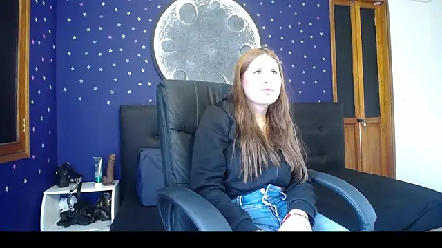 Olivia11  online show from 13, 9, 2025