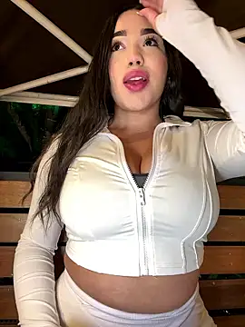 SofiaWildee online show from 13, 1, 2026