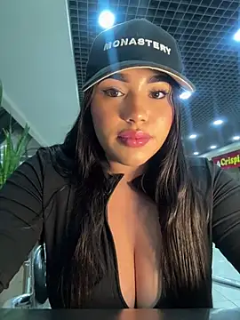 Snapshot of SofiaWildee chatting on 14, 6, 2026 SofiaWildee online show from 14, 6, 2026