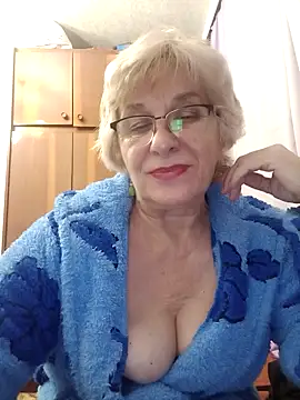 52MiaLove02 online show from 6, 1, 2026