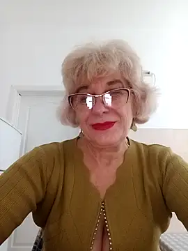 52MiaLove02 online show from 4, 11, 2025