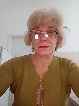 52MiaLove02 online show from 6, 11, 2025