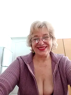 52MiaLove02 online show from 24, 4, 2026