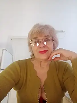 52MiaLove02 online show from 13, 1, 2026