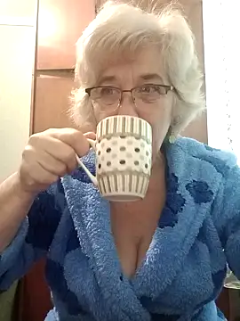 52MiaLove02 online show from 18, 10, 2025