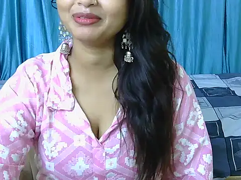 priya-kumari22 online show from 7, 10, 2025