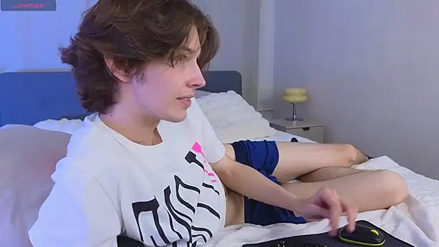  Den1s  online show from 13, 9, 2025