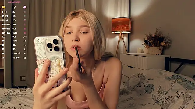 ErinBissonnette online show from 26, 10, 2025