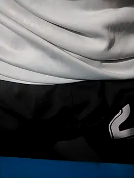 Snapshot of Thanhk77777 chatting on 3, 10, 2025 Thanhk77777 online show from 3, 10, 2025