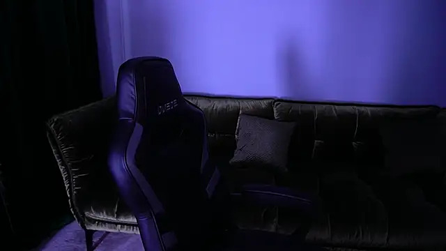 LioraFox online show from 27, 11, 2025