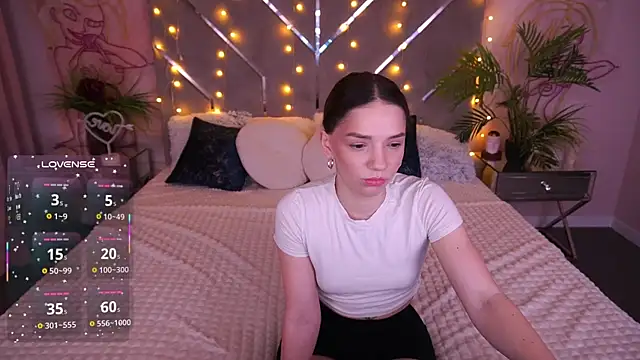 MirielleNymph online show from 25, 3, 2026