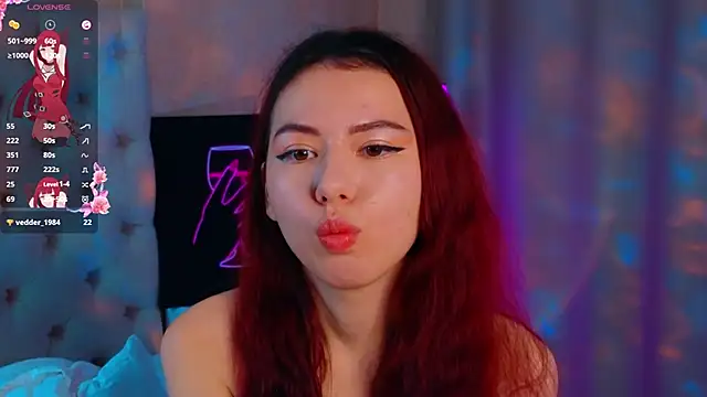 Snapshot of JenniferGlover chatting on 15, 11, 2025 JenniferGlover online show from 15, 11, 2025