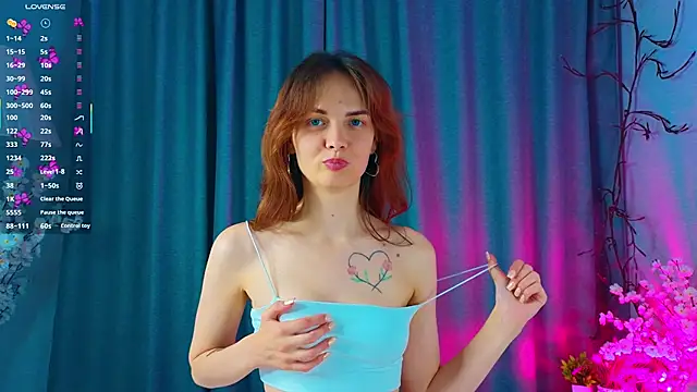 LisaDrake online show from 9, 10, 2025