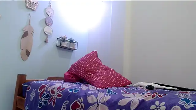 ashlyanaldeep18 online show from 16, 12, 2025