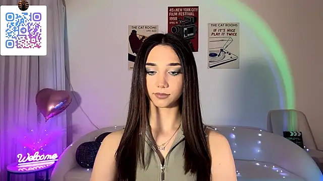 LinaMour online show from 29, 4, 2026