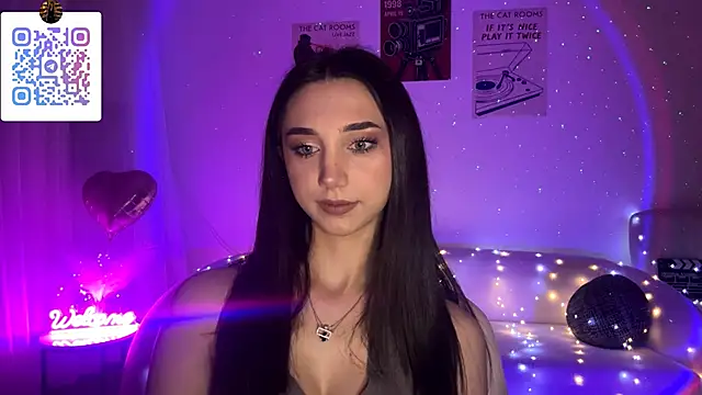 LinaMour online show from 22, 4, 2026