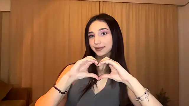 LinaMour online show from 16, 2, 2026