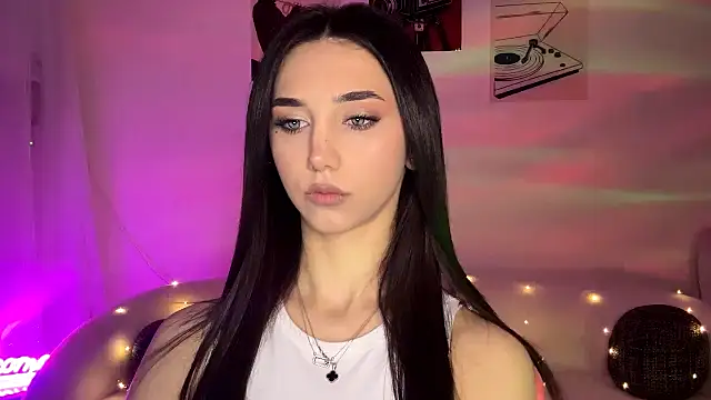 LinaMour online show from 23, 3, 2026