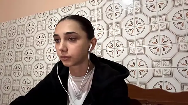 LinaMour online show from 1, 11, 2025