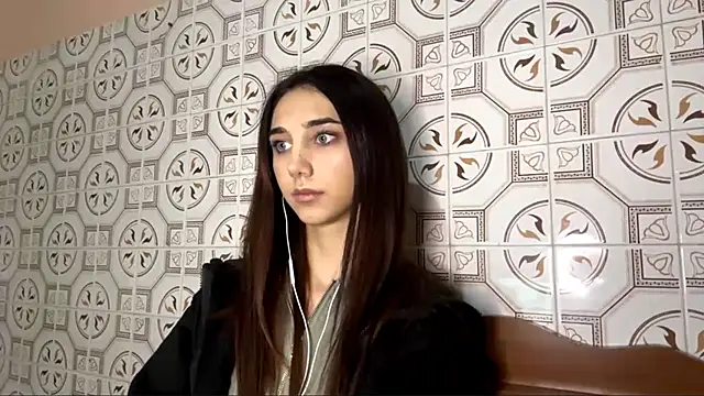 LinaMour online show from 13, 11, 2025