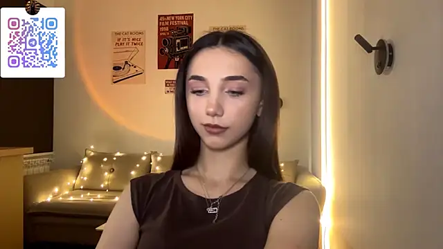 LinaMour online show from 22, 2, 2026